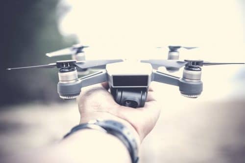 Tout savoir sur les drones de course : pratique sportive, guide d’achat…